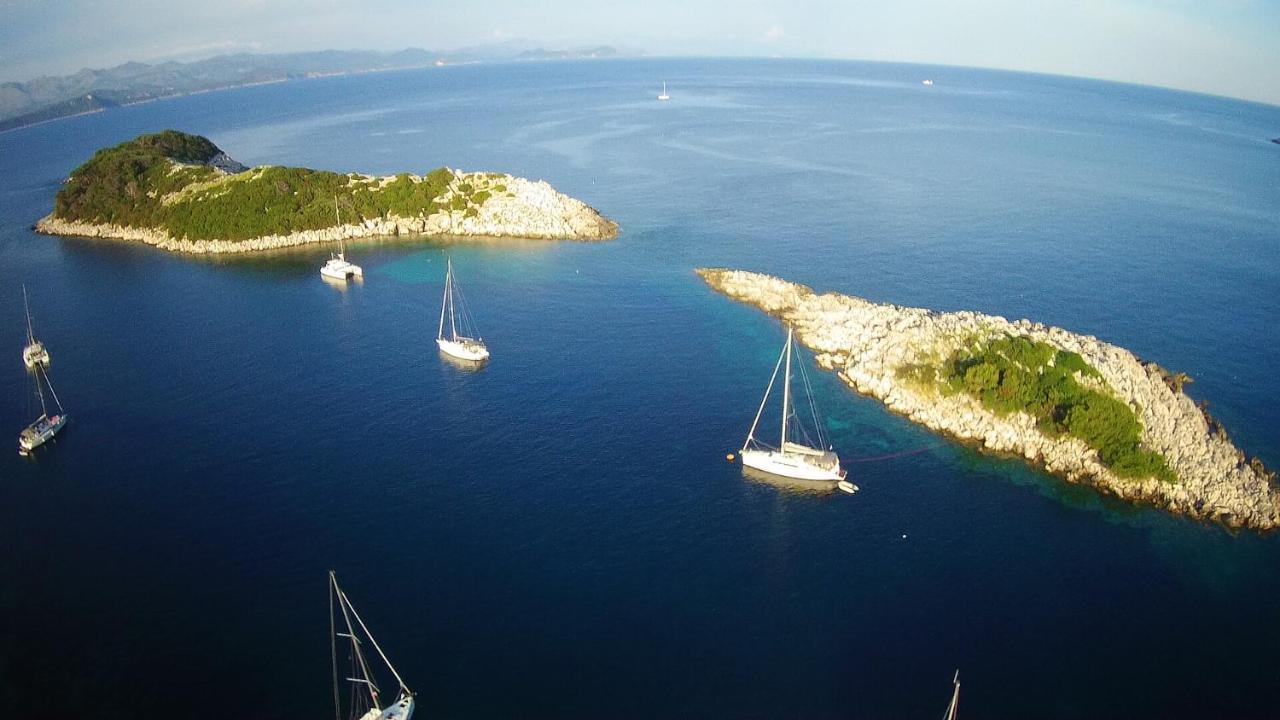 Villa Franic Saplunara Buitenkant foto